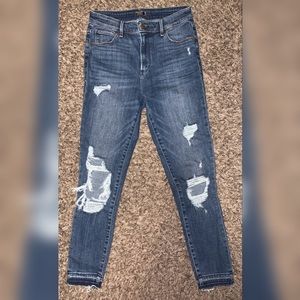 ‼️SOLD‼️ Abercrombie & Fitch Jeans